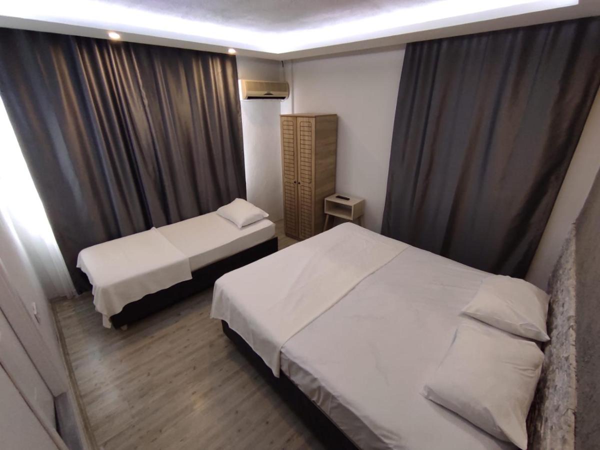 1989 Hotel Sebat Çeşme Eksteriør billede