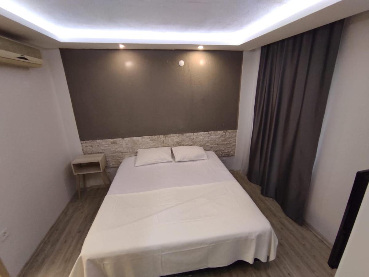 1989 Hotel Sebat Çeşme Eksteriør billede
