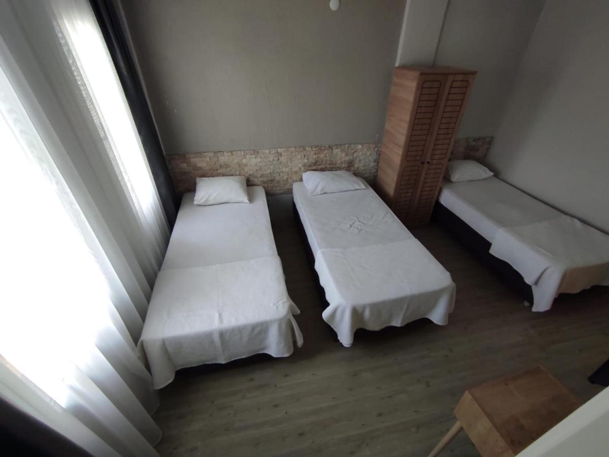 1989 Hotel Sebat Çeşme Eksteriør billede