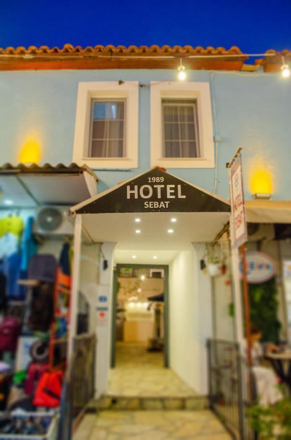 1989 Hotel Sebat Çeşme Eksteriør billede